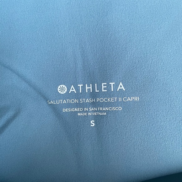 NEW Athleta salutation stash pocket II capri - Picture 9 of 11